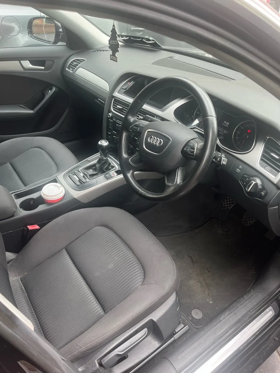 Audi A4 2012 - Image 3