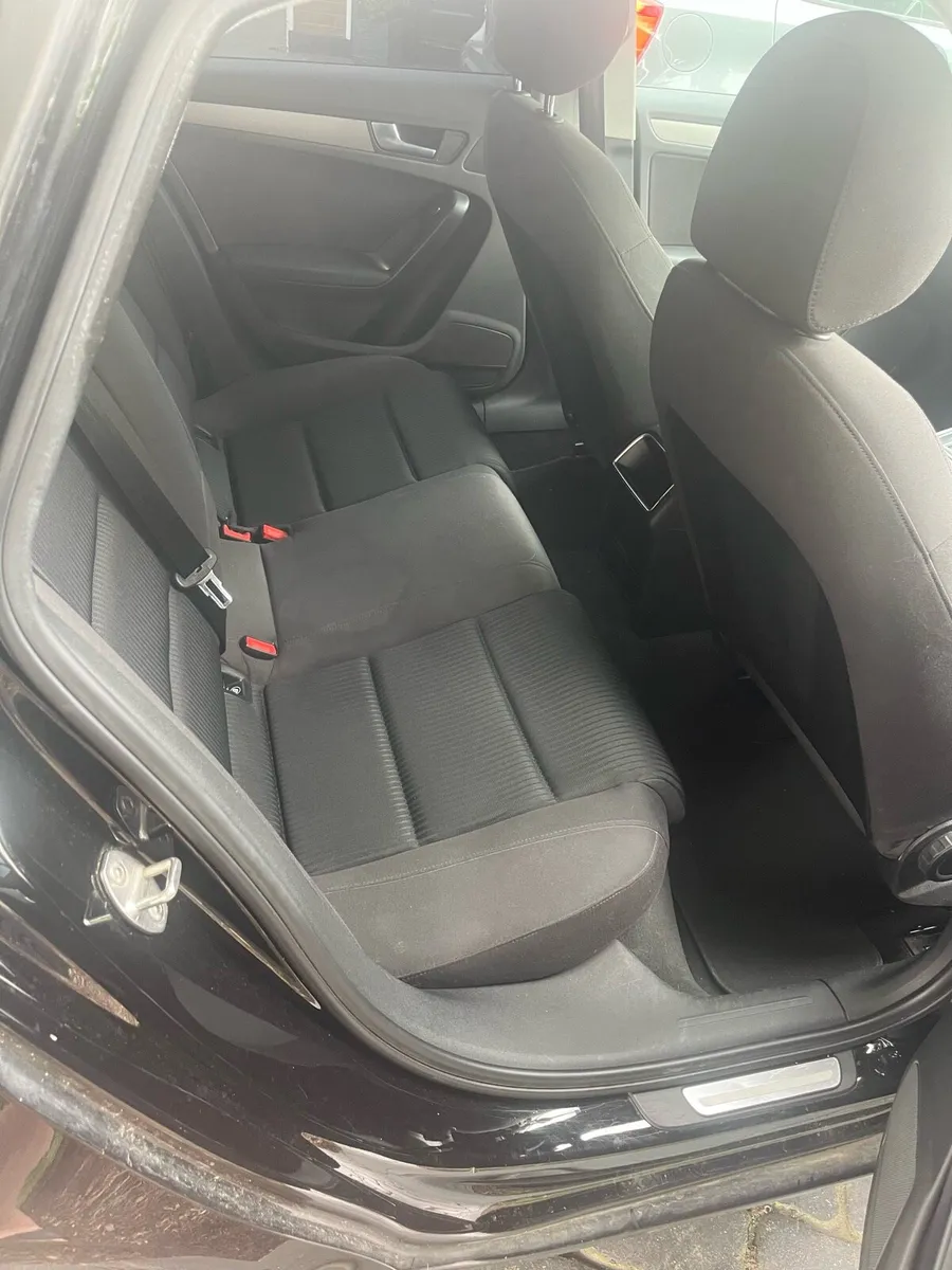 Audi A4 2012 - Image 4