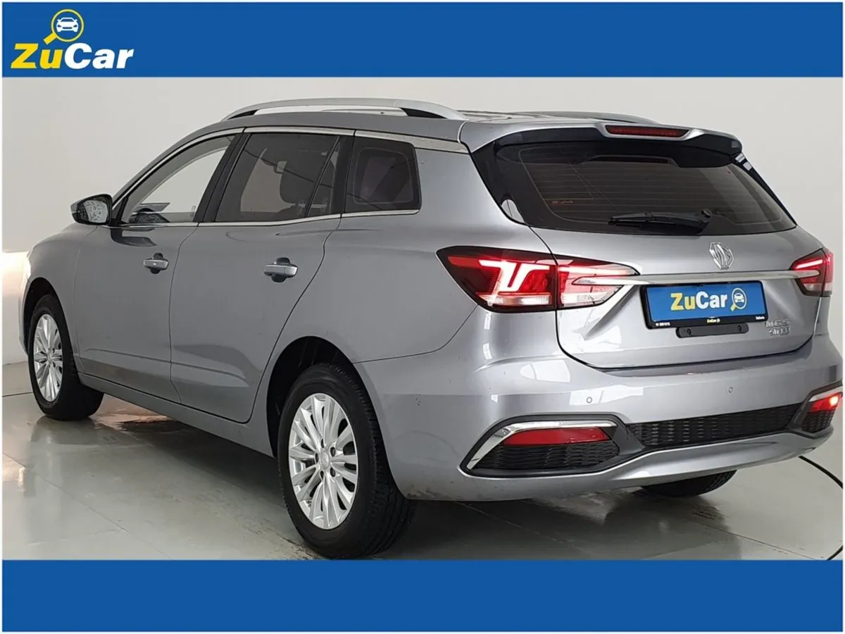 MG MG5  194 5 Exclusive Electric 52.5 kWh Auto - Image 4