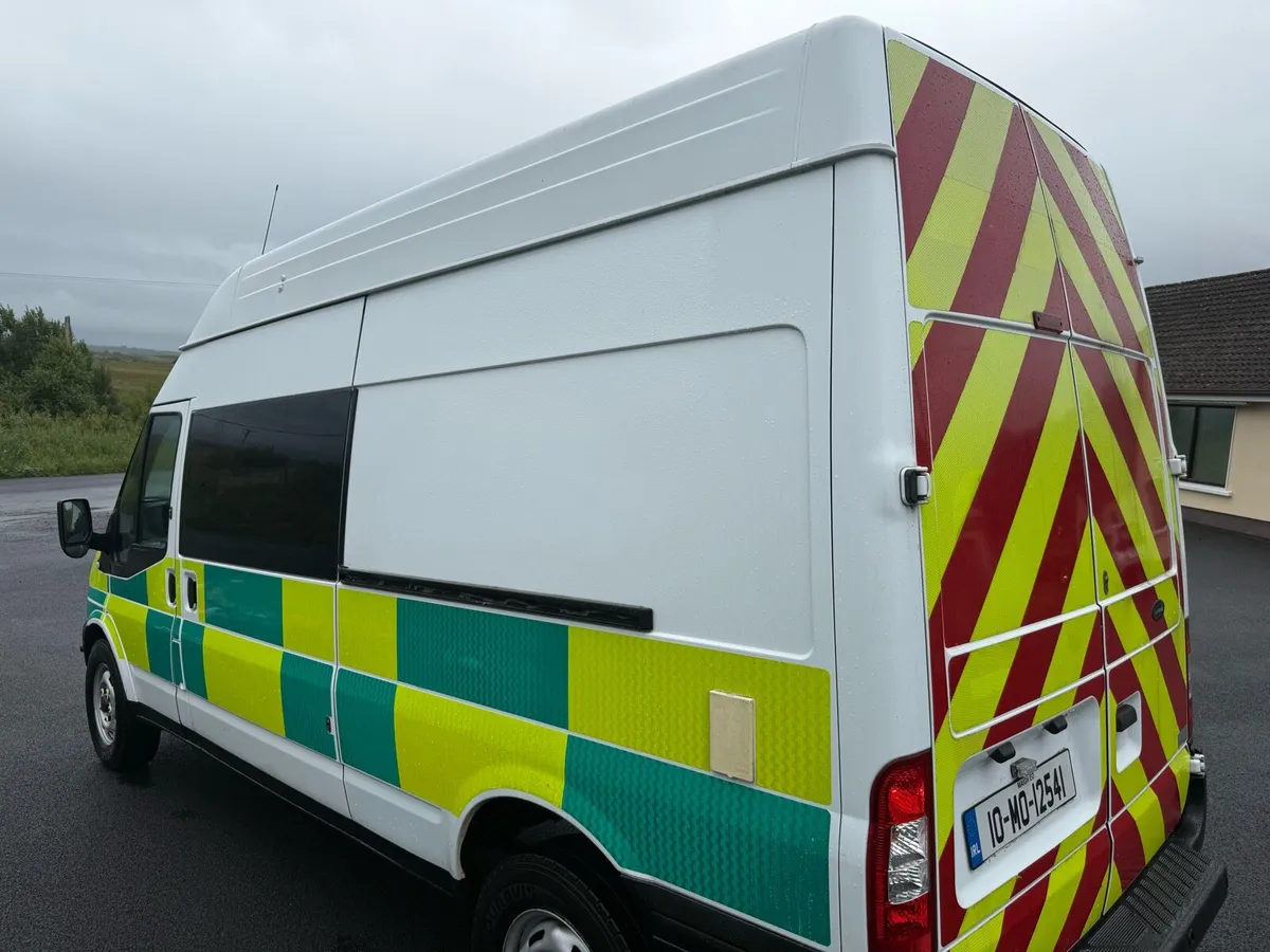 Ford transit crew cab - Image 4