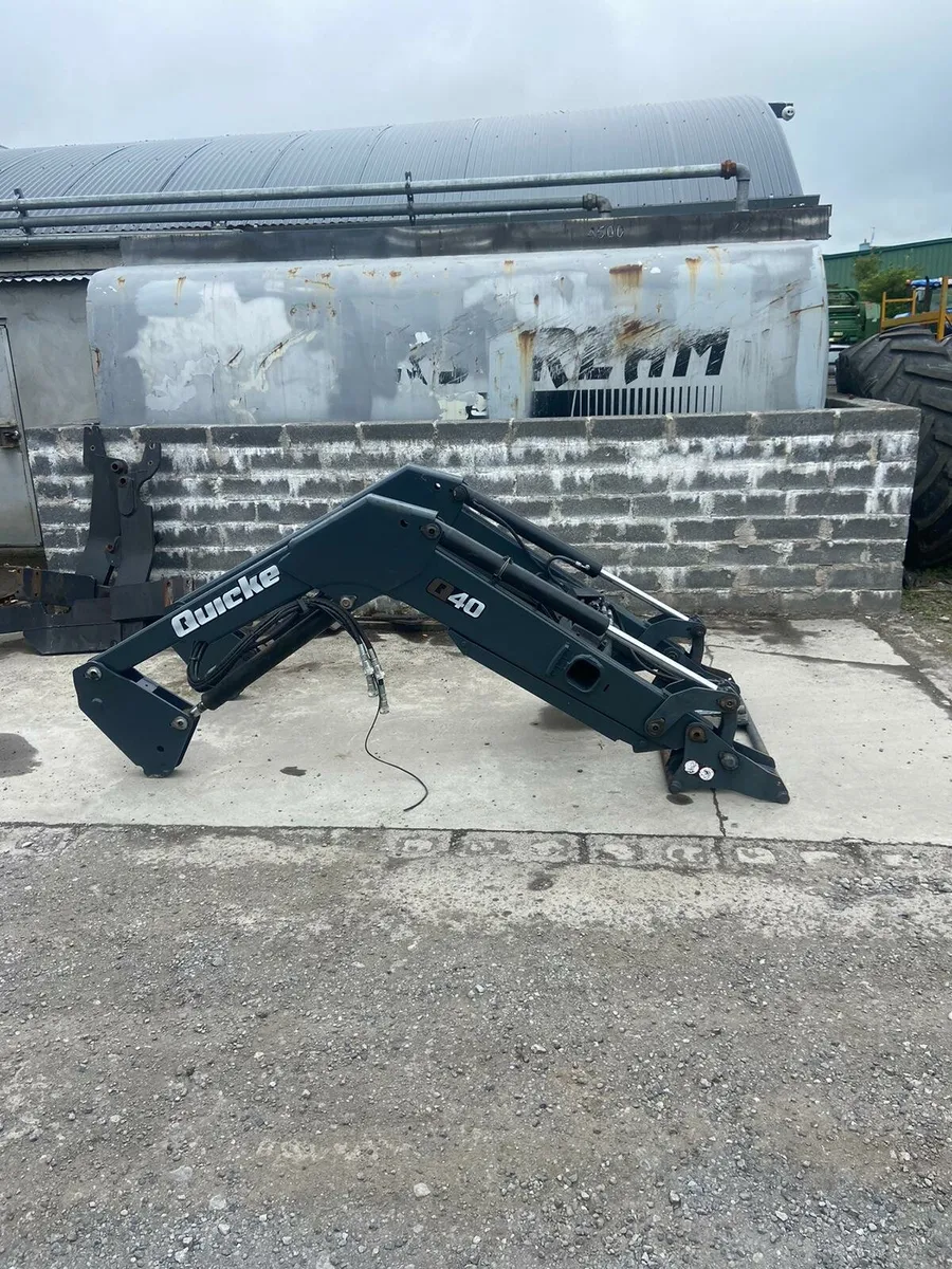 Front loader - Image 3