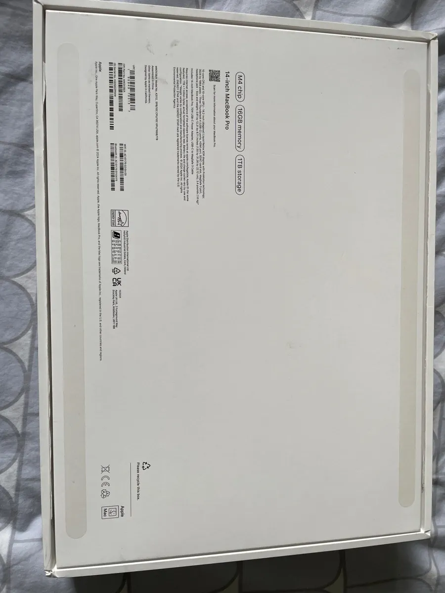 M4 MacBook Pro 1tb storage 16gb ram - Image 4