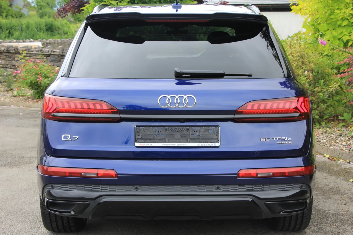 Q7 S Line * E hybrid * Black pack - Image 4