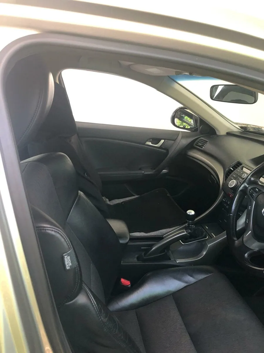 Honda Accord 2.2 TDEC 2011 - Image 4