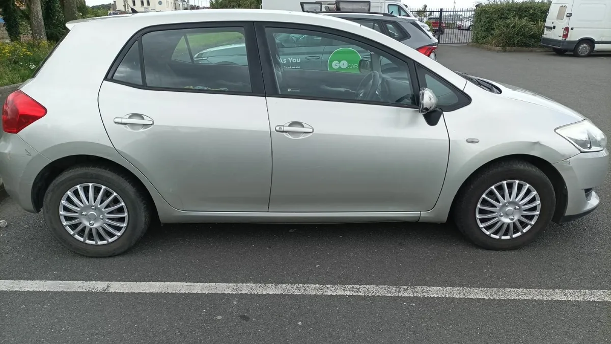 Toyota Auris 2008 - Image 4
