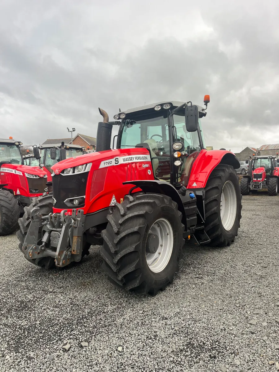 Massey Ferguson 7720S - Image 2