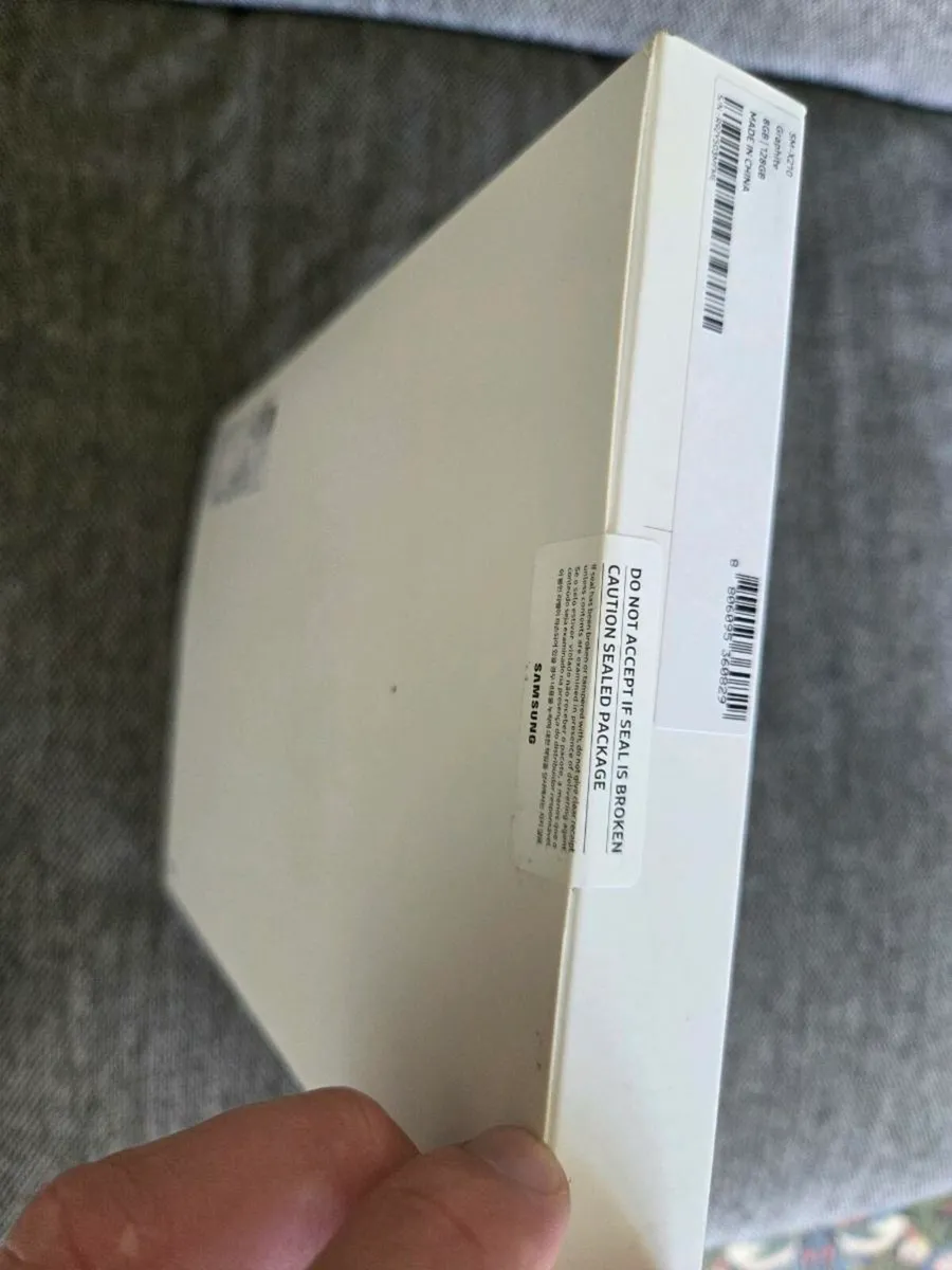 Samsung A9+ Tablet - Image 4