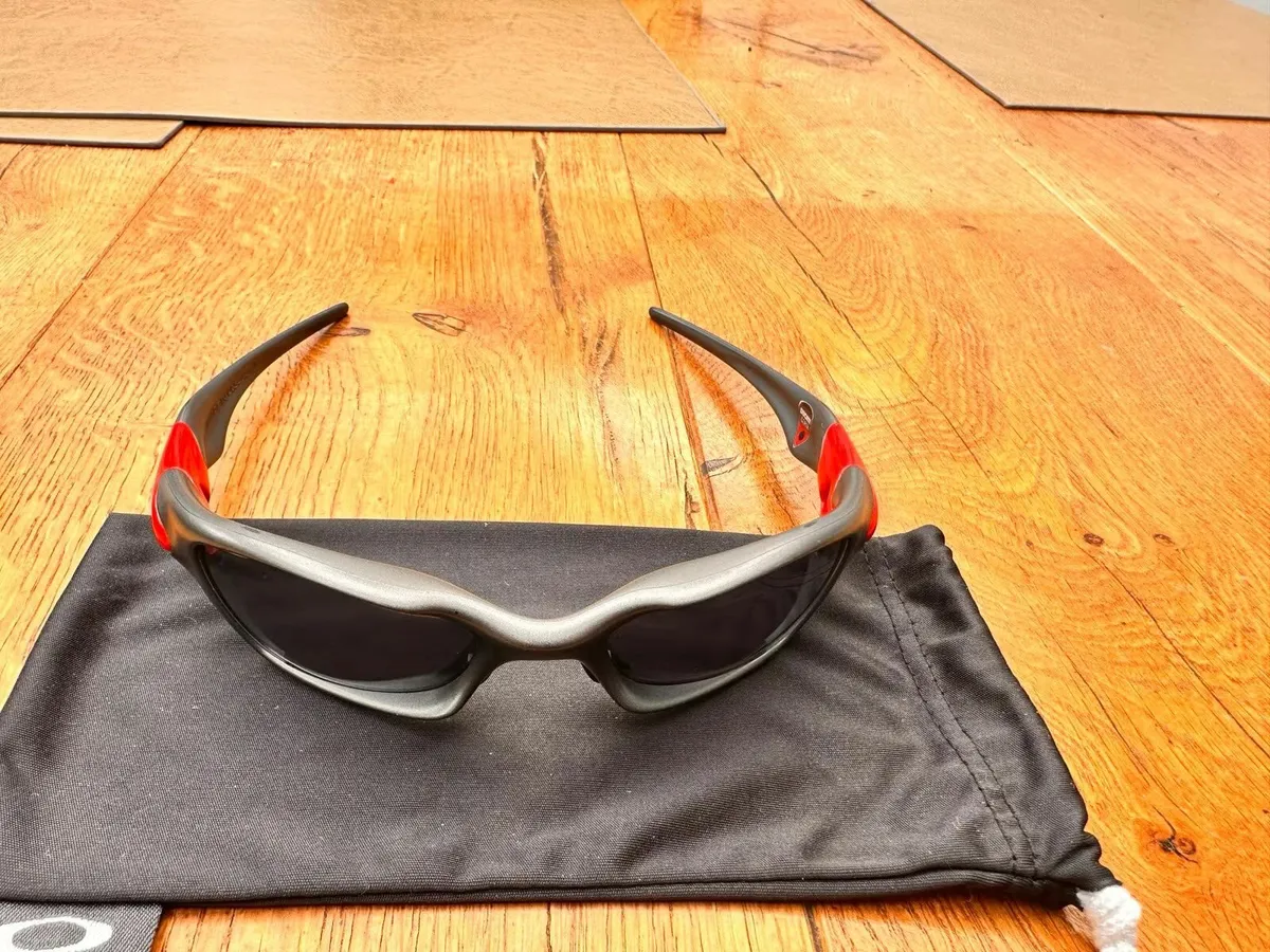 Oakley Ducati Limited Edition RED + Case - Image 3
