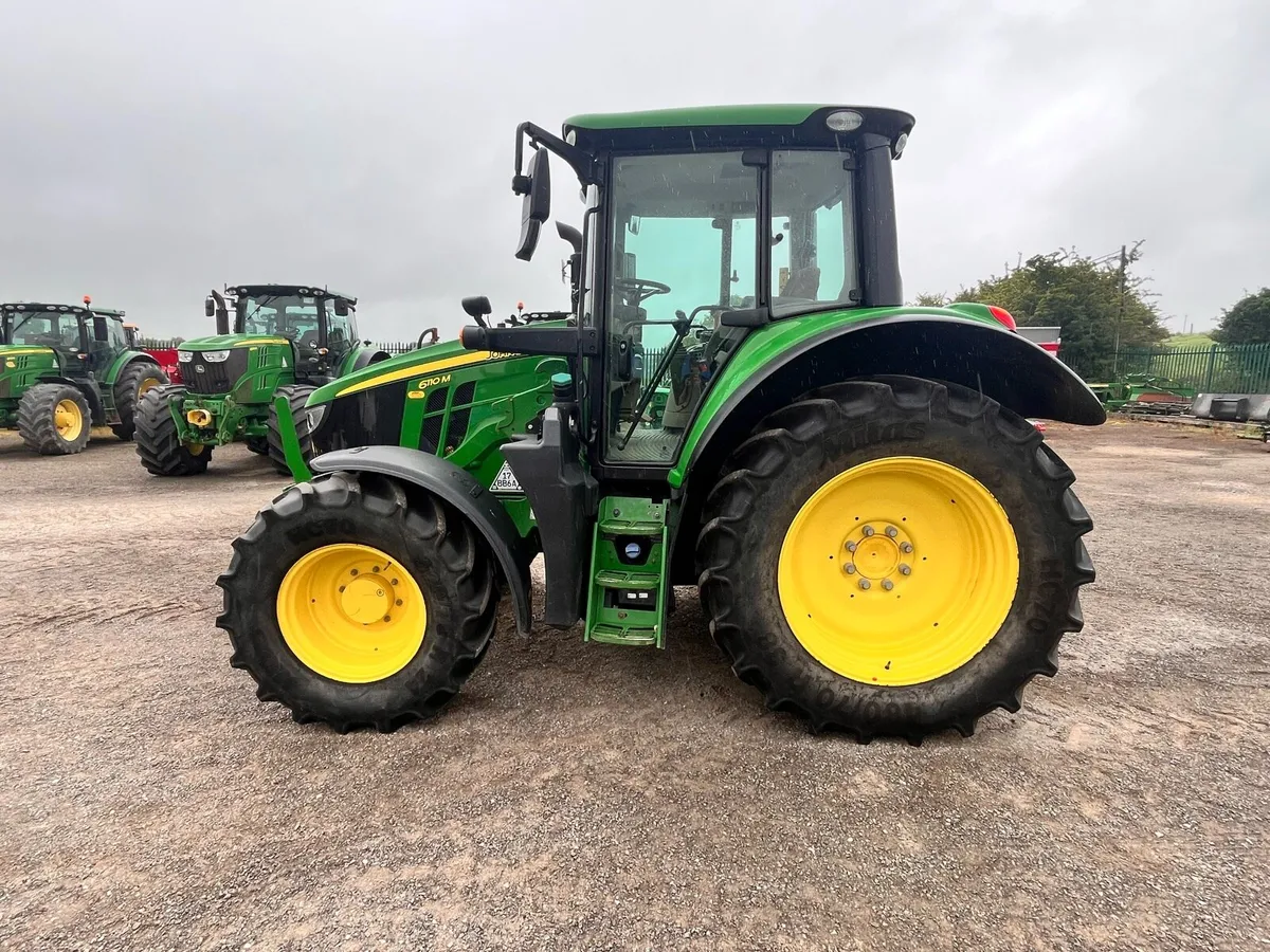 John Deere 6110M - Image 2