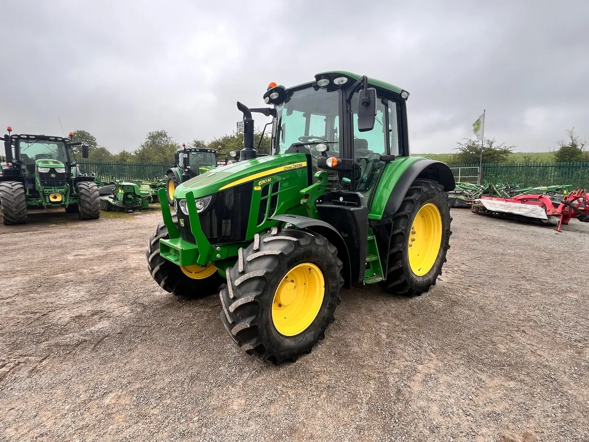 John Deere 6110M - Image 1