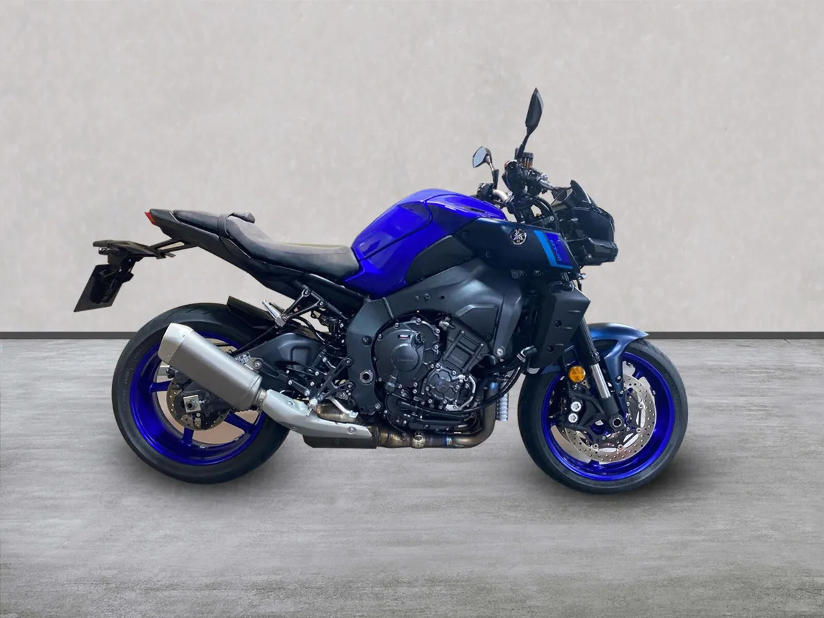 YAMAHA MT -10, May 25 Reg and 304 Miles - Image 1