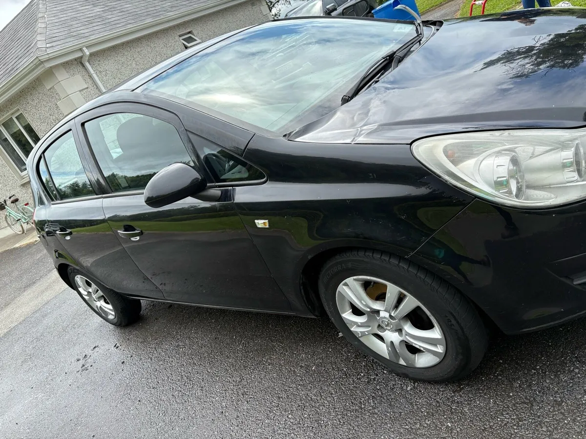 Opel Corsa 2011 - Image 1
