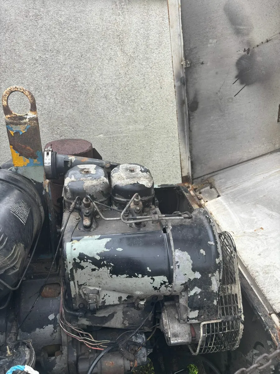 Deutz aircool compressor 2 cylinder - Image 4
