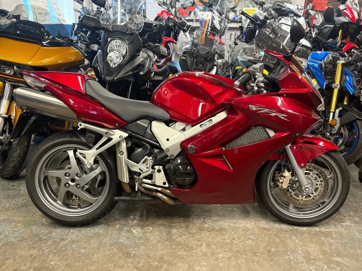 2008 Honda VFR800 - Image 1