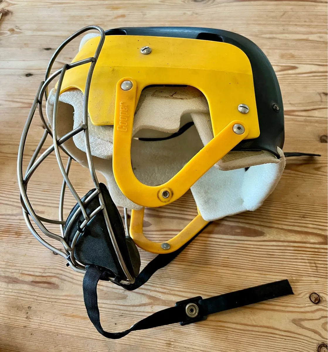 Cooper SK109 Hurling Helmet - Image 2