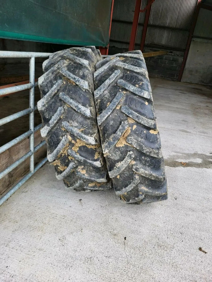 tractor tyres - Image 1