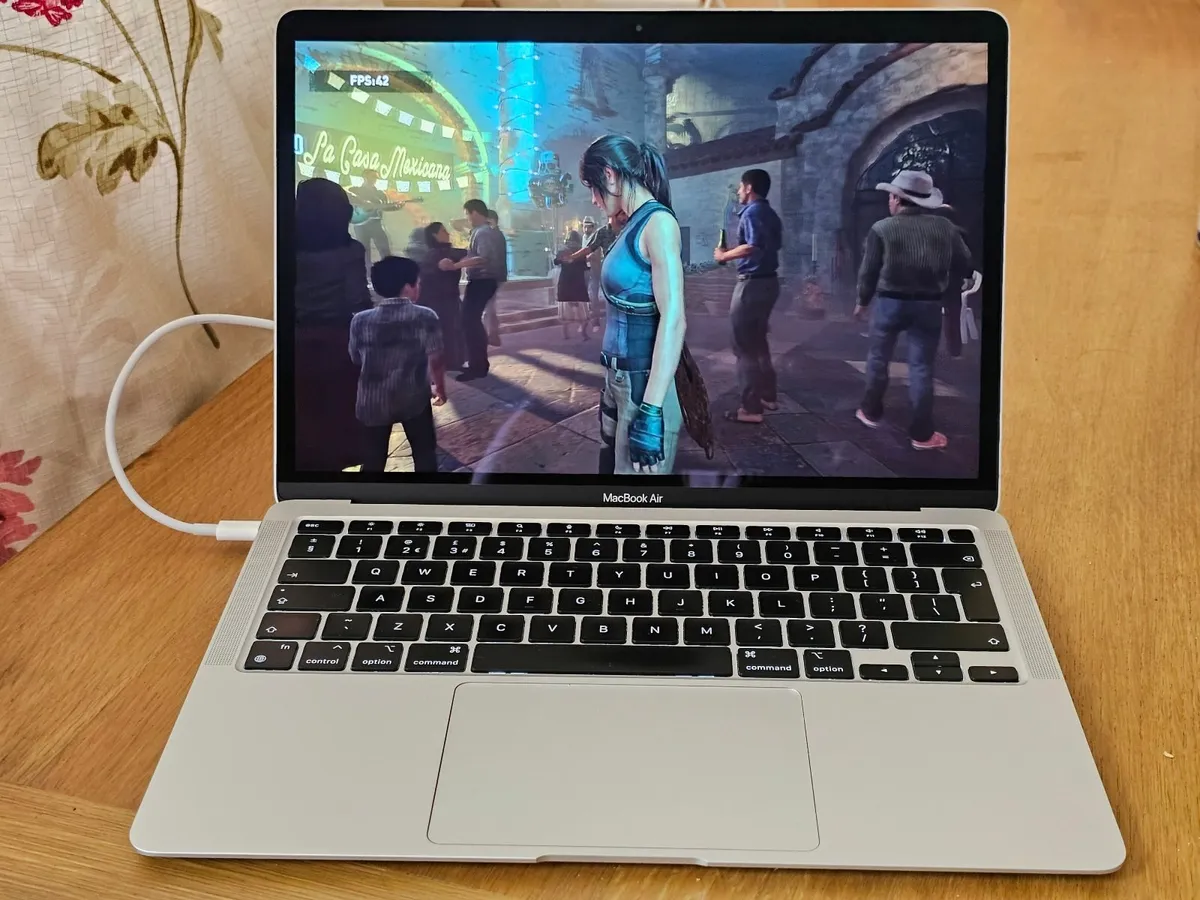 MacBook Air M1 Silver - Image 1