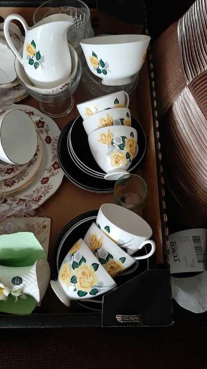 Fine Bone China - Image 1