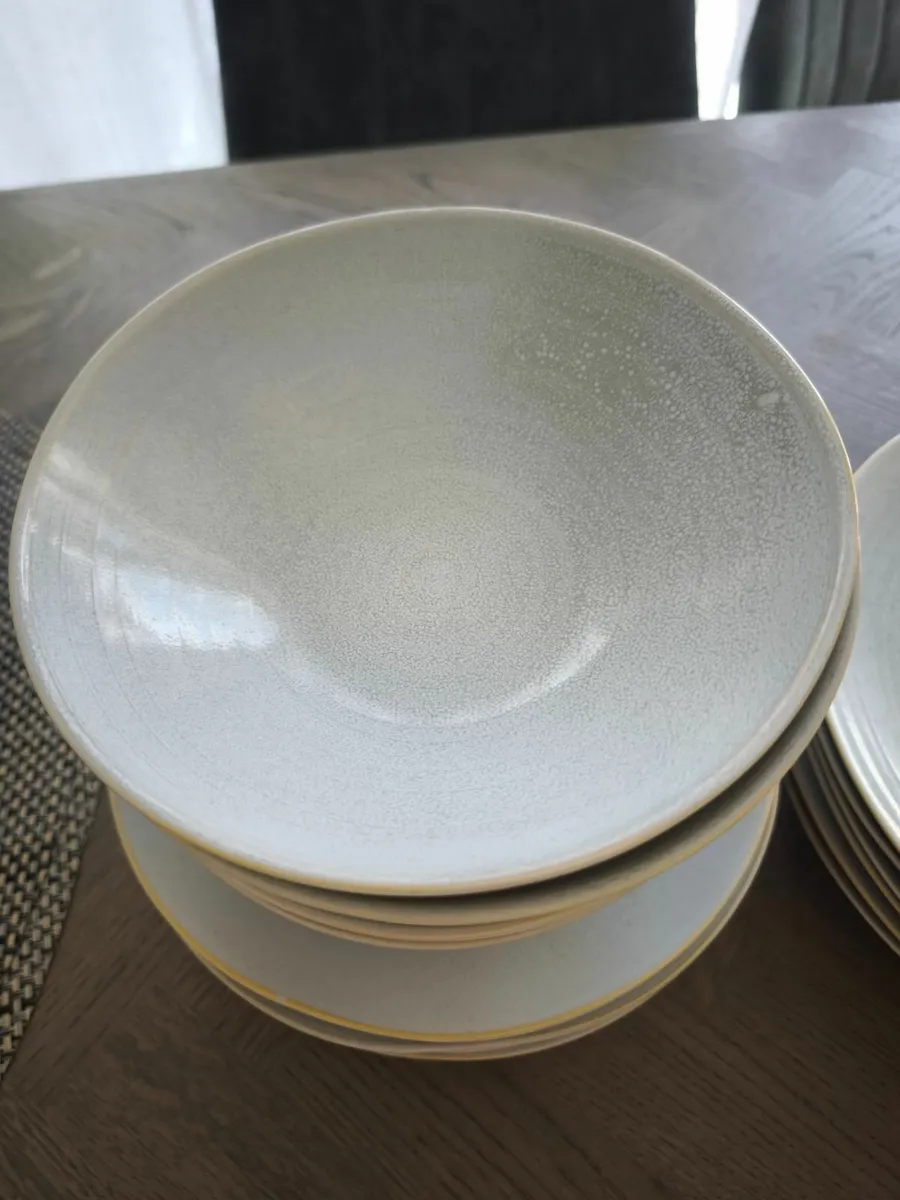 24pc Reactive Glaze Dinnerware Set - Image 2