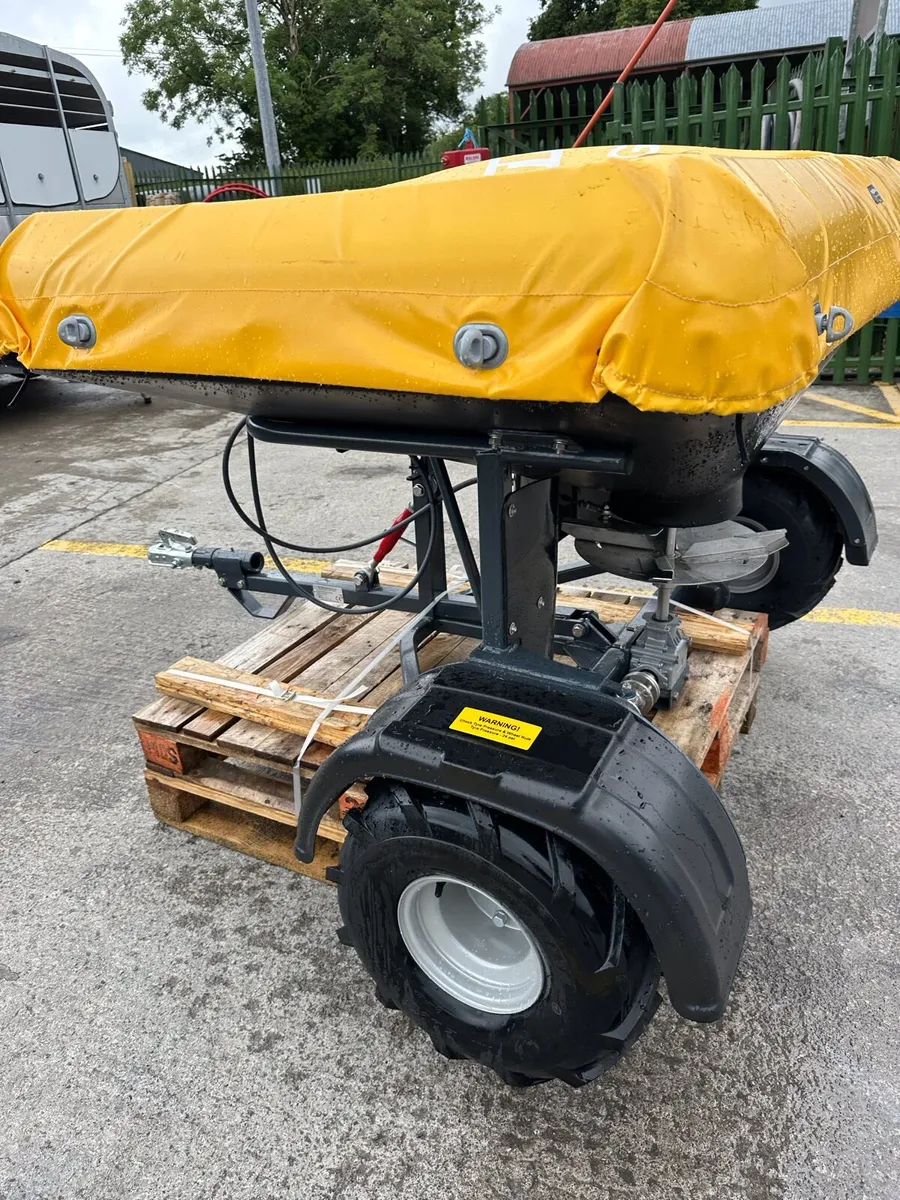 JFC ATV Fertiliser Spreader - Image 4