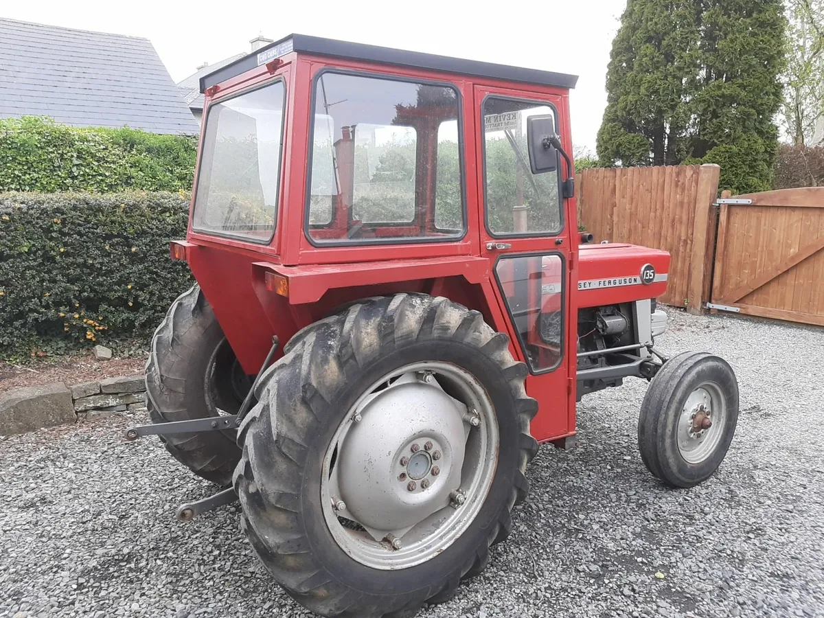 Massey Ferguson 135 1968 - Image 2