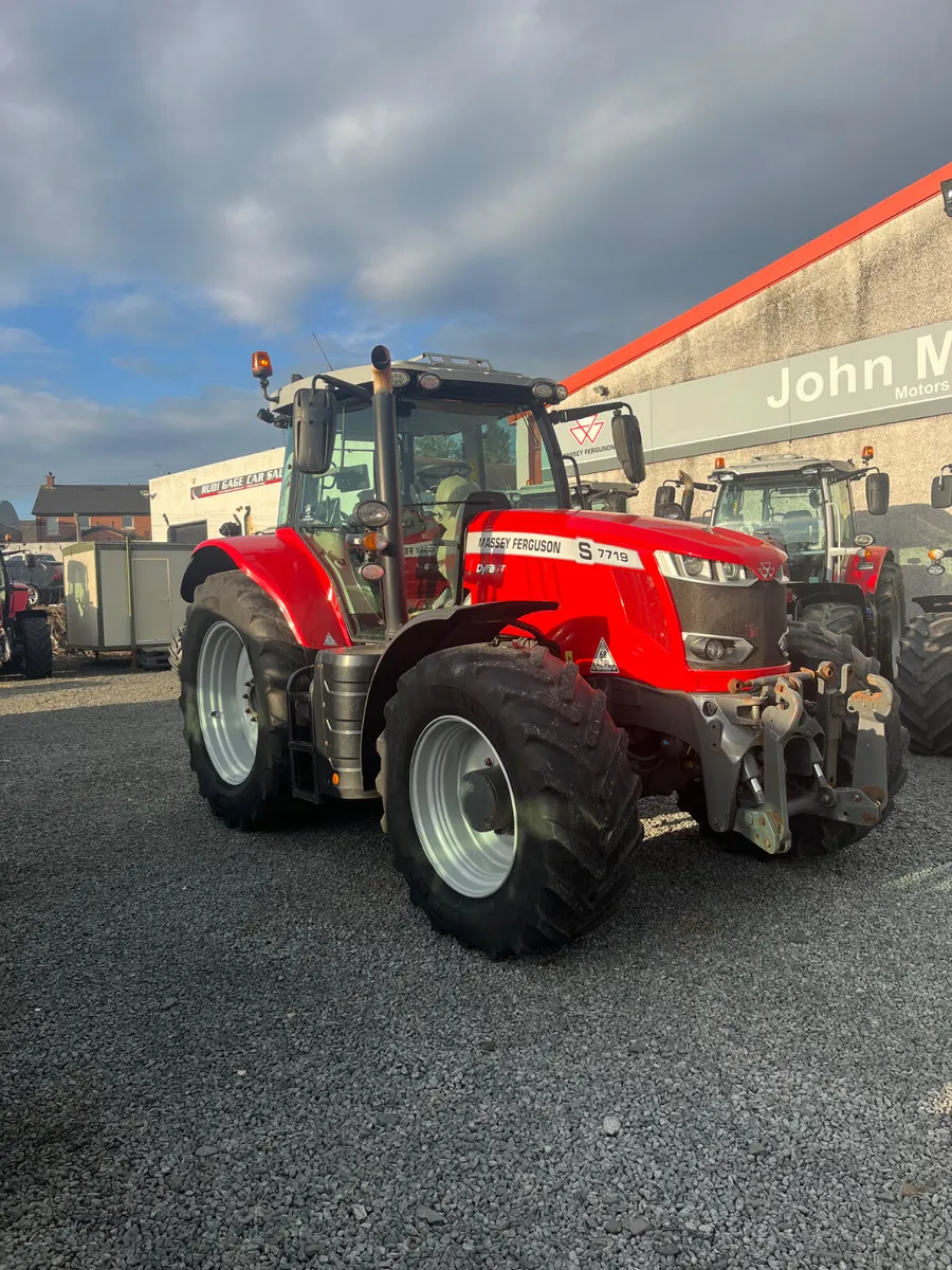 Massey Ferguson 7719S Dyna Vt - Image 1