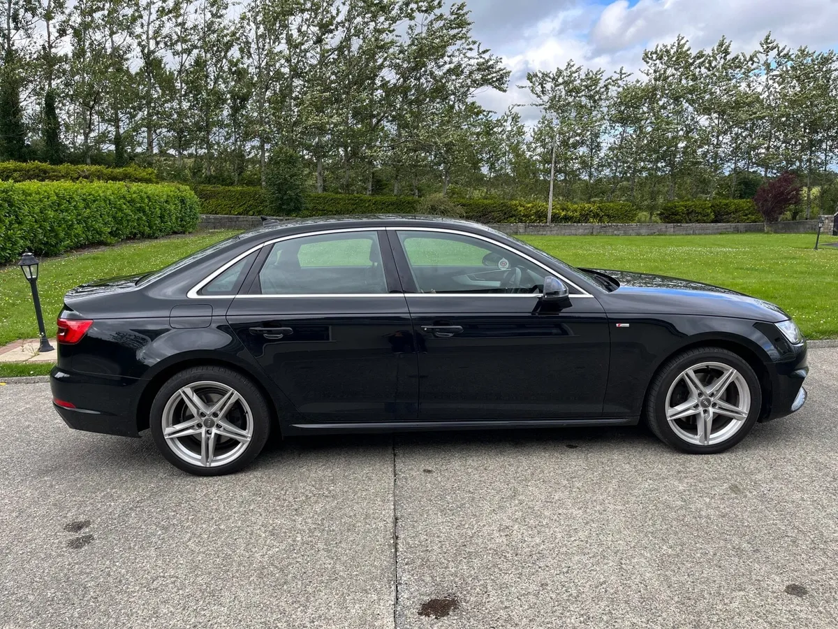 Audi A4 2016 S-Line - Image 2