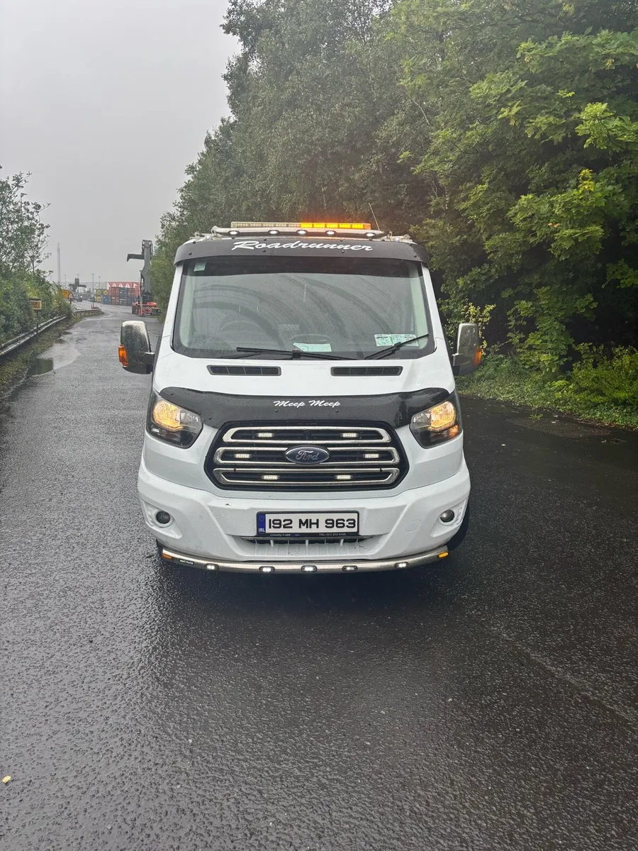 192 Ford transit recovery - Image 1