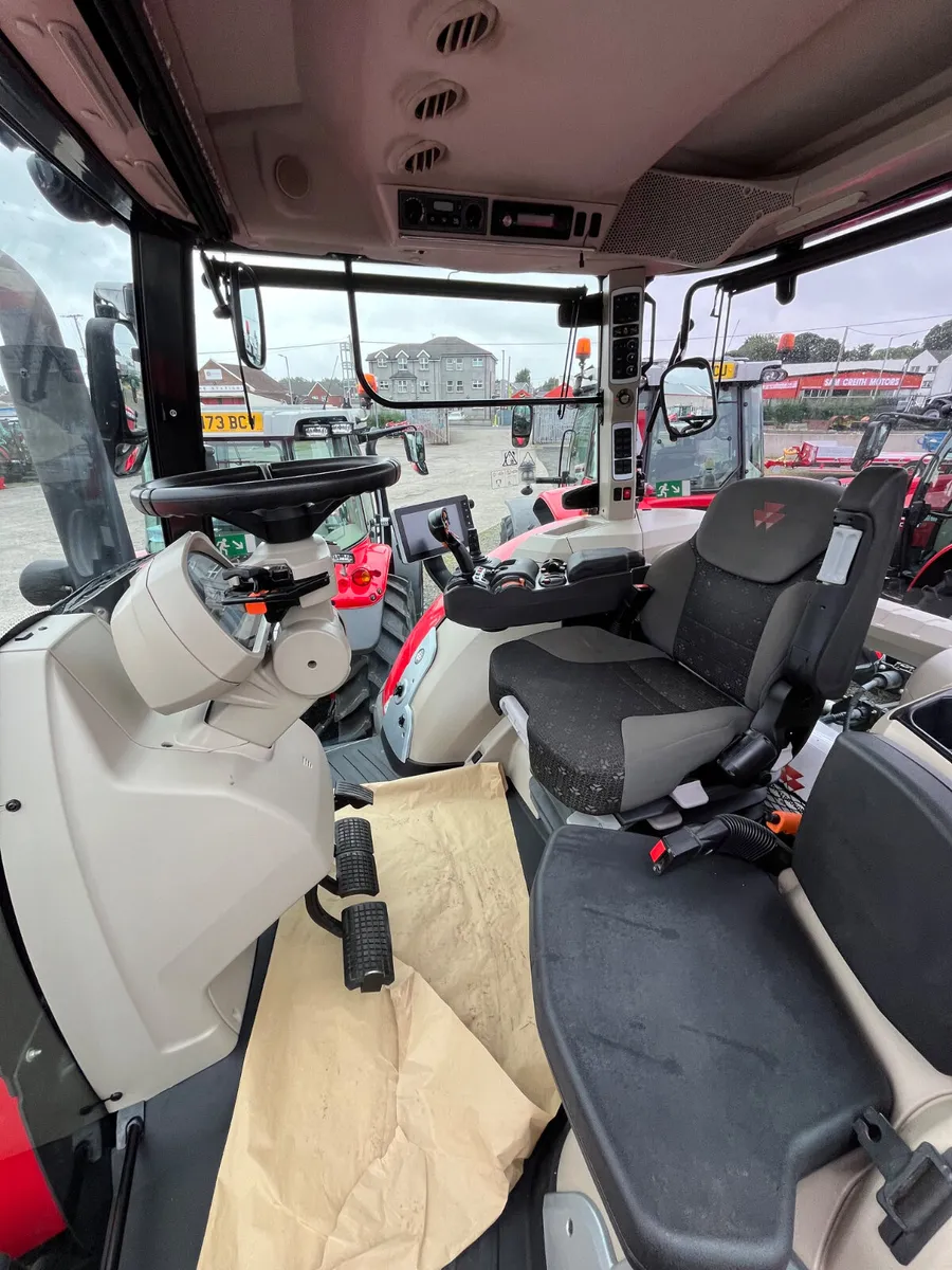 Massey Ferguson 8730S Dyna Vt - Image 4