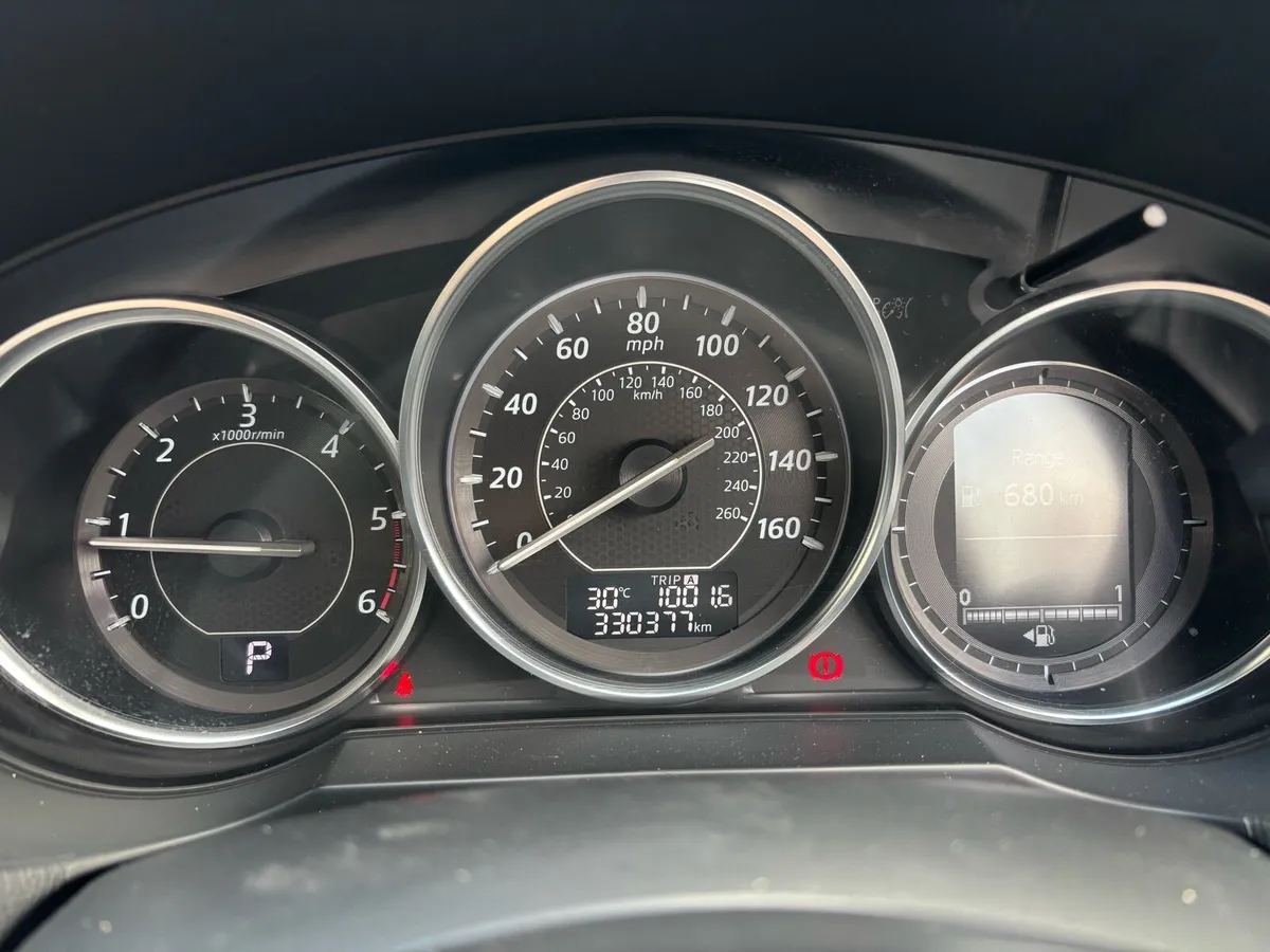 2014 Mazda 6 automatic transmission estate - Image 3