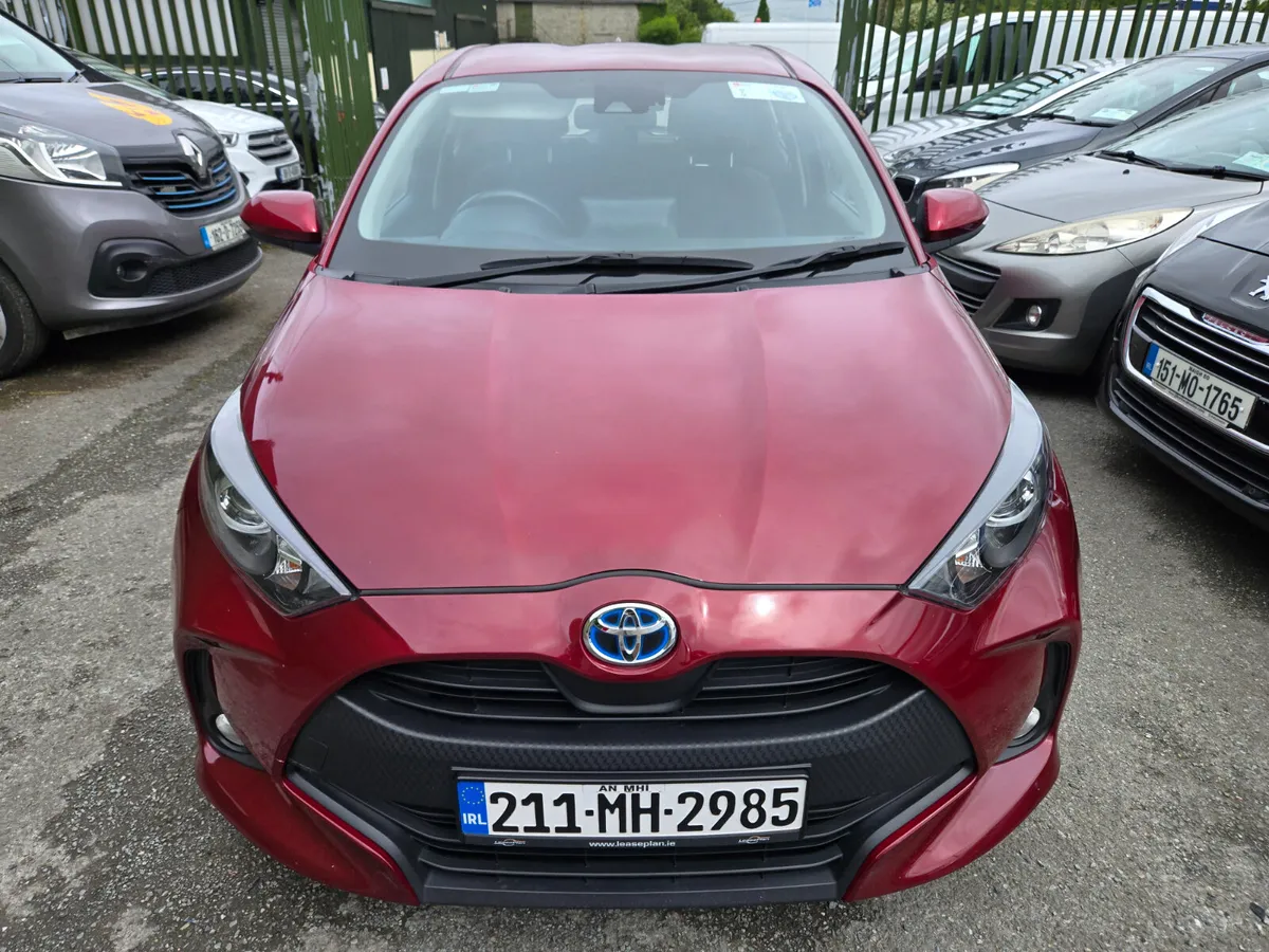 Toyota Yaris 2021 Hybrid Luna 1.5petrol - Image 2