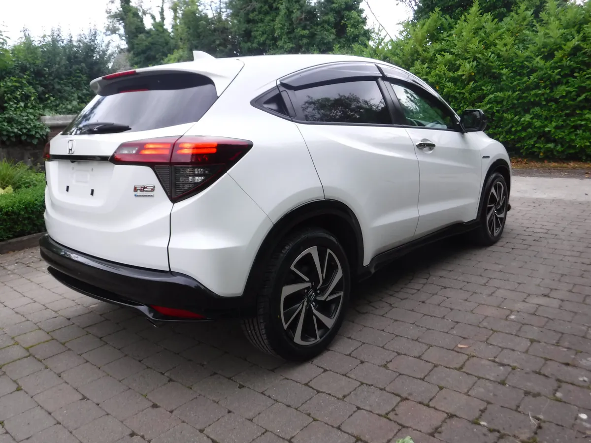 HONDA VEZEL 1.5 AUTO HYBRID RS-LTD ANDROID+CARPLAY - Image 3