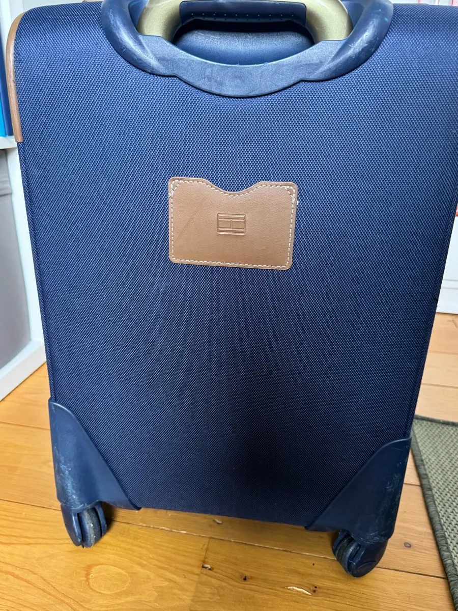Small Tommy Hilfiger Suitcase Cabin - Image 3