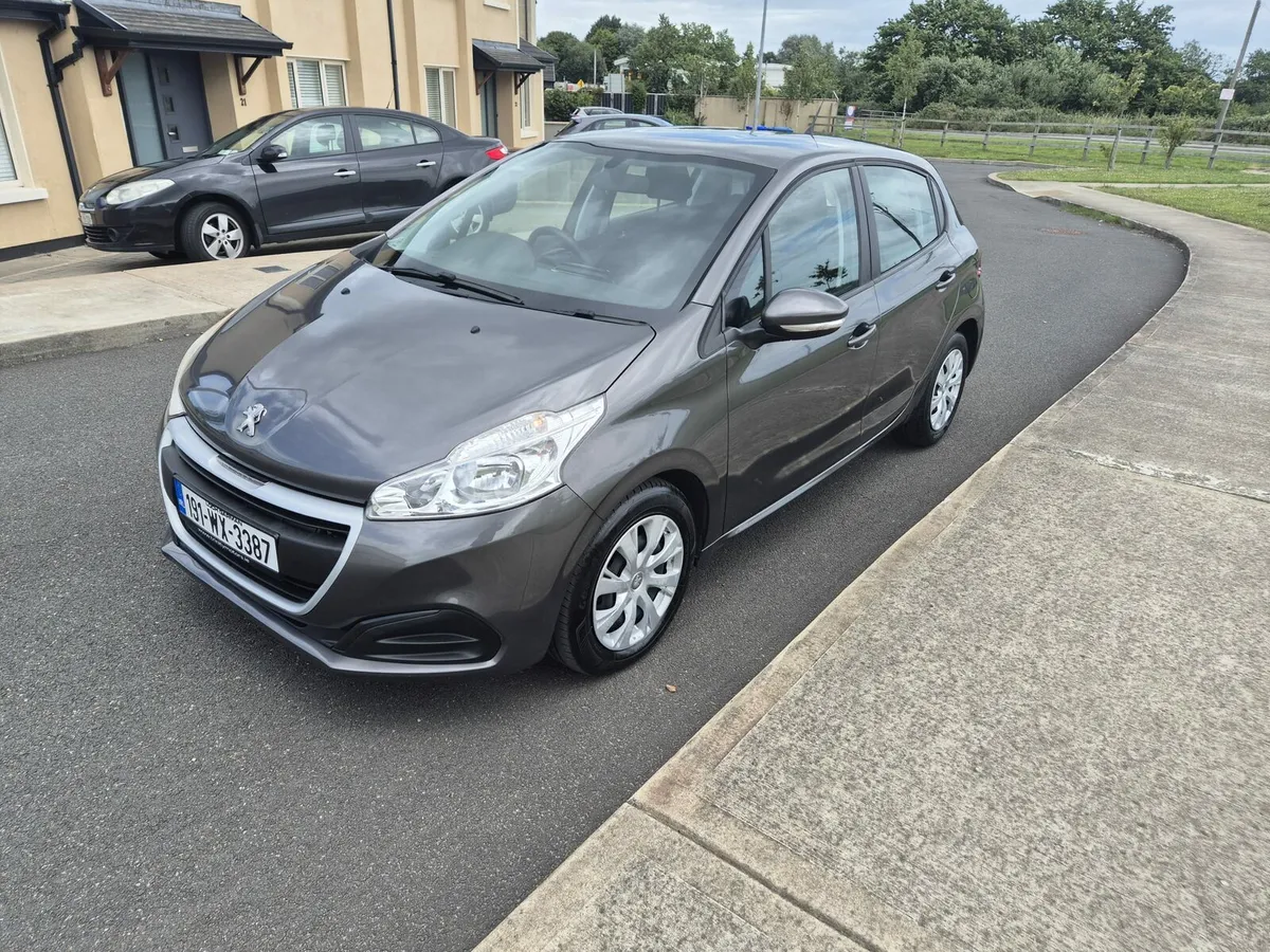 Peugeot 208 1.6 D 2019 Low mileage - Image 2