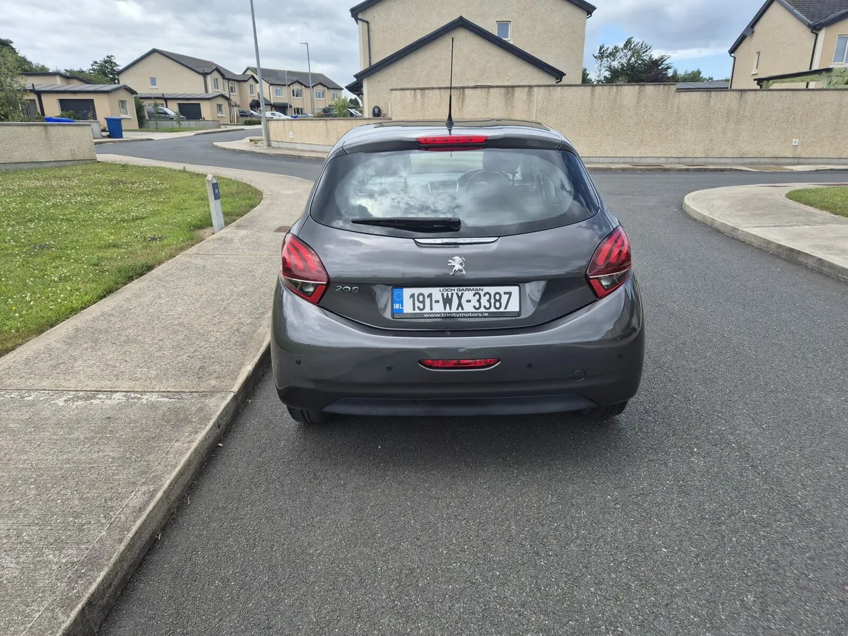 Peugeot 208 1.6 D 2019 Low mileage - Image 3
