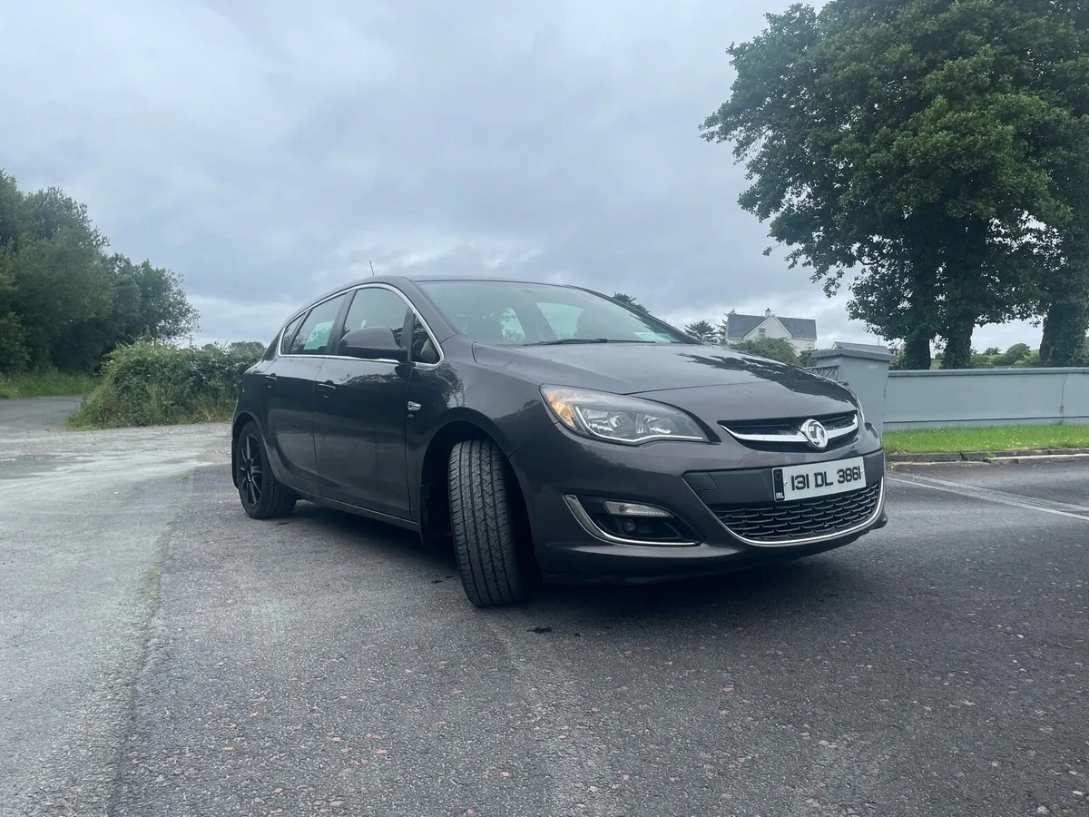 Vauxhall Astra SRI 1.6 - Image 1
