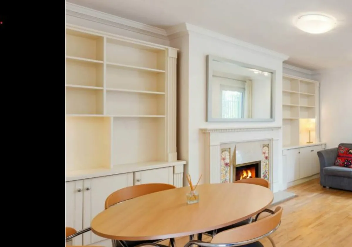 Pair of living room shelving storage cabinets - Image 1