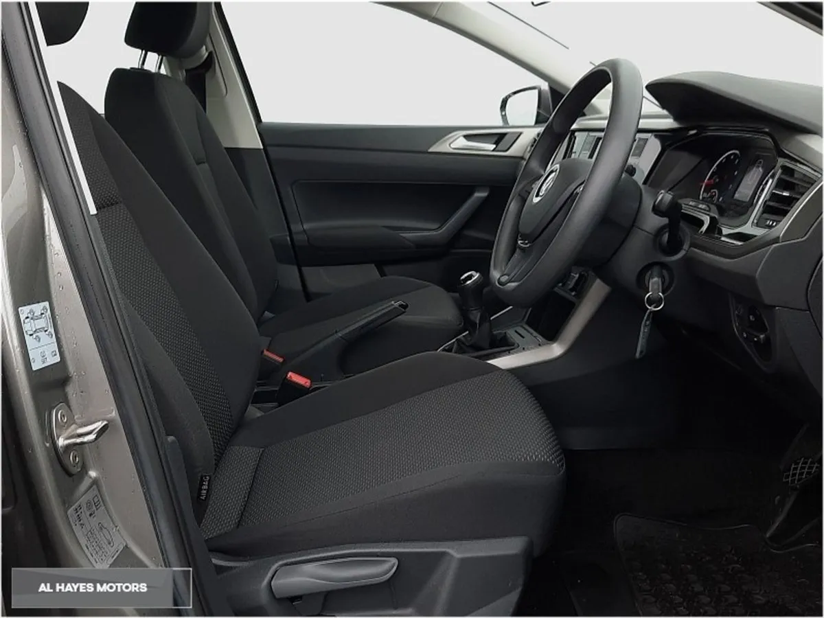 Volkswagen Polo  tiny Mileage 1.0 Petrol 80bhp - Image 4