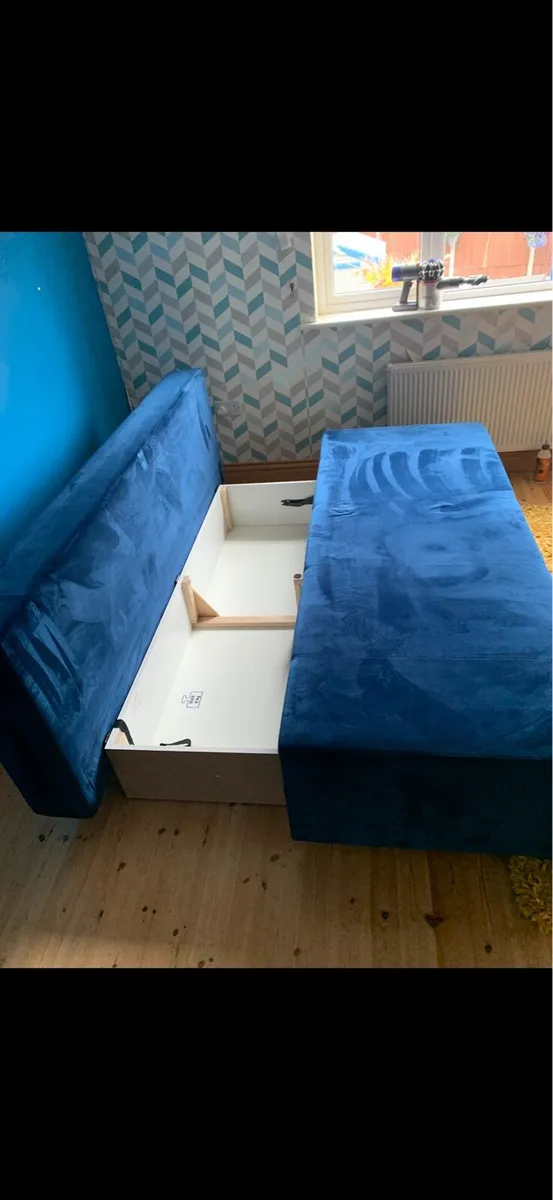 Sofa bed - Image 3