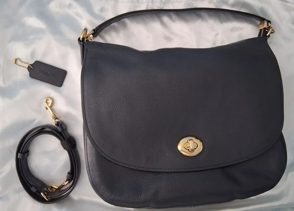 Coach Turnlock Hobo - Model 24771 - Excellent Pre-loved Condition - Image 1
