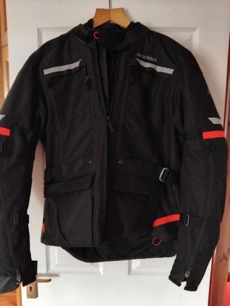 Motorcycle jacket - Image 1