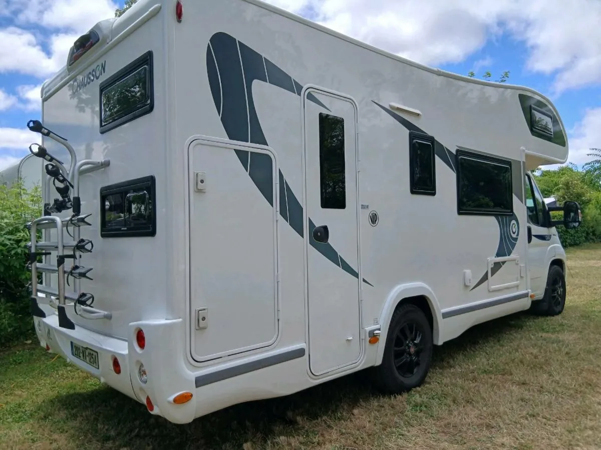 Chausson c656 VIP 7 berth motorhome - Image 4