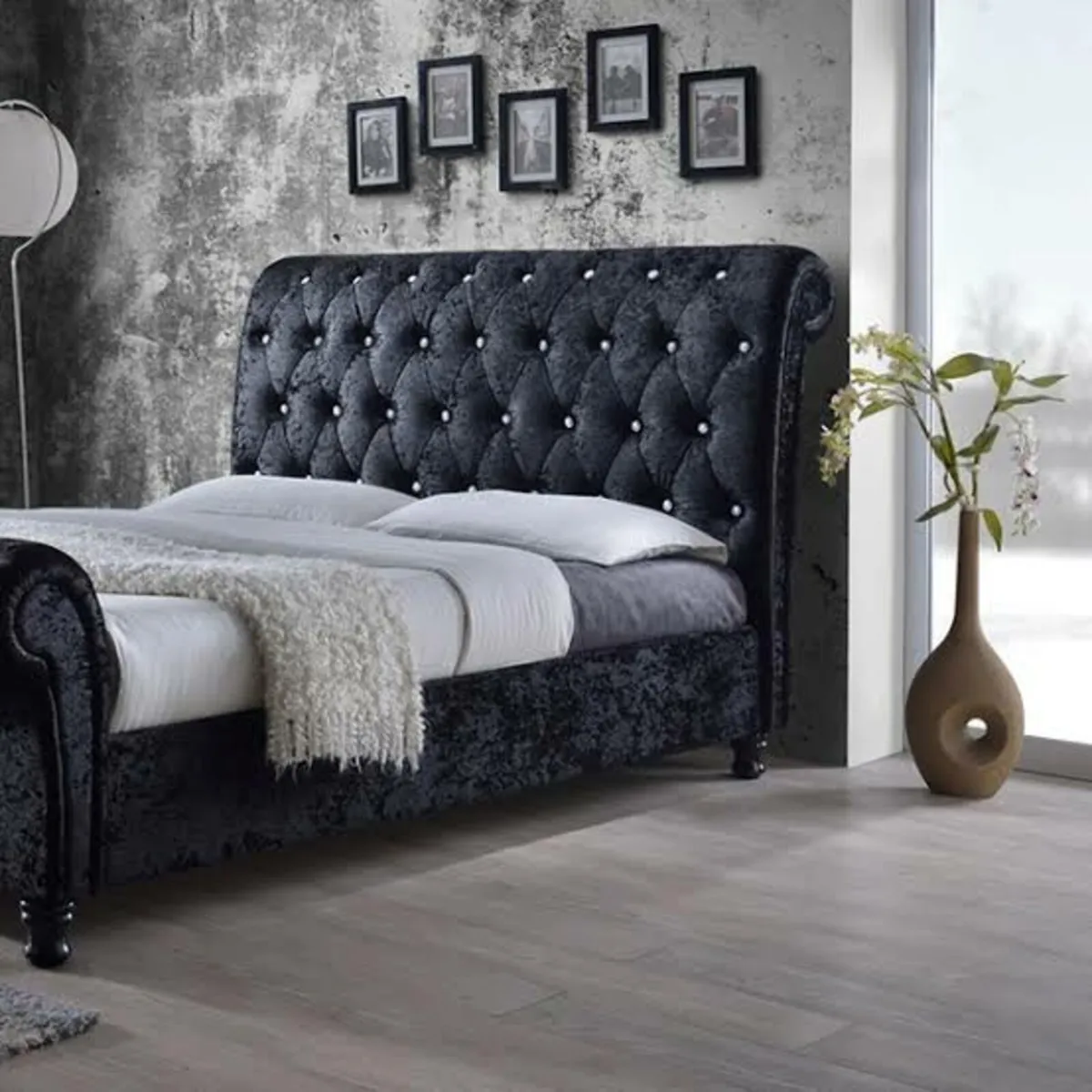 Luxury Kingsize Beds with Metress - Image 2