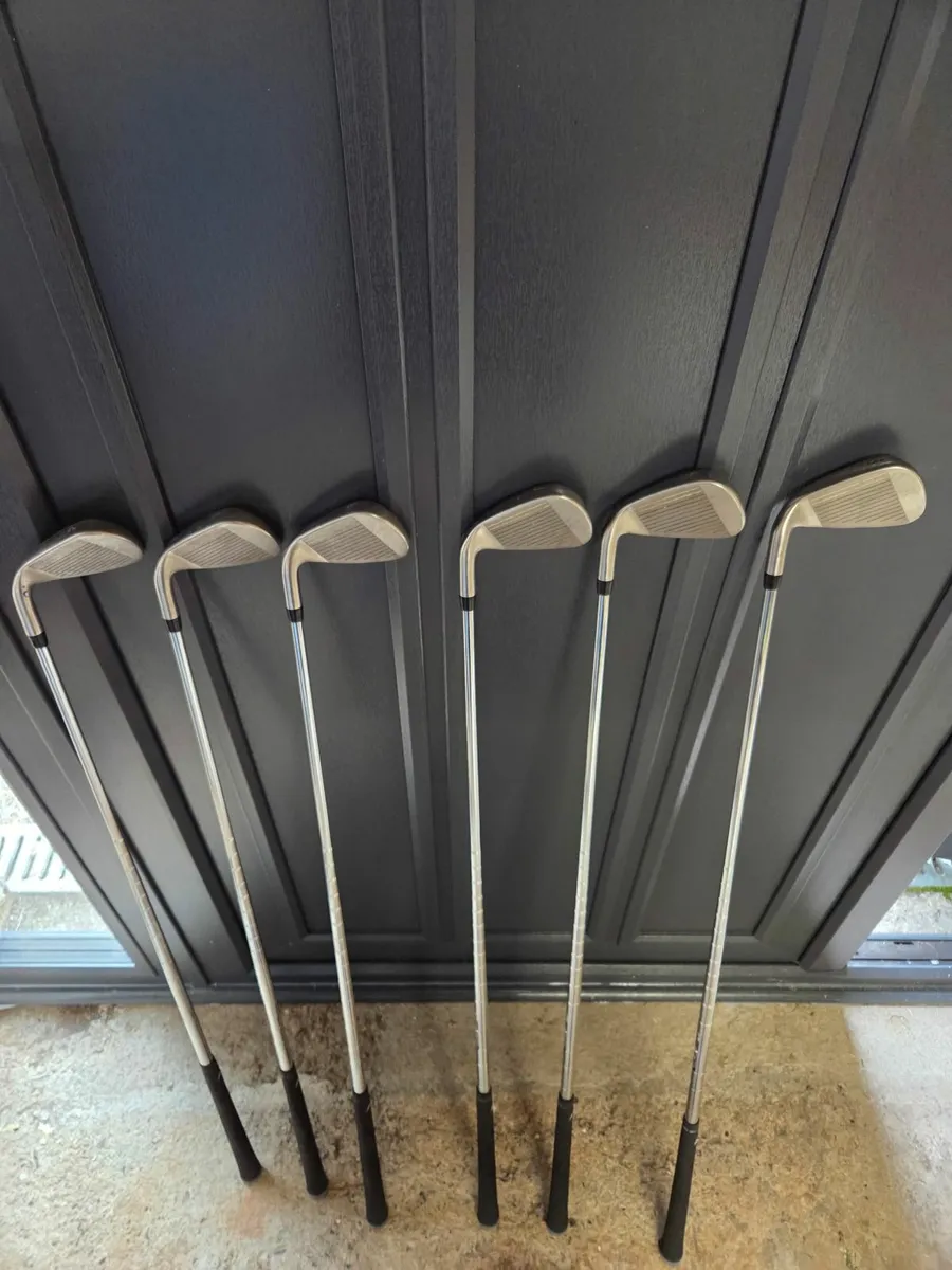 Golf equipment - Image 2