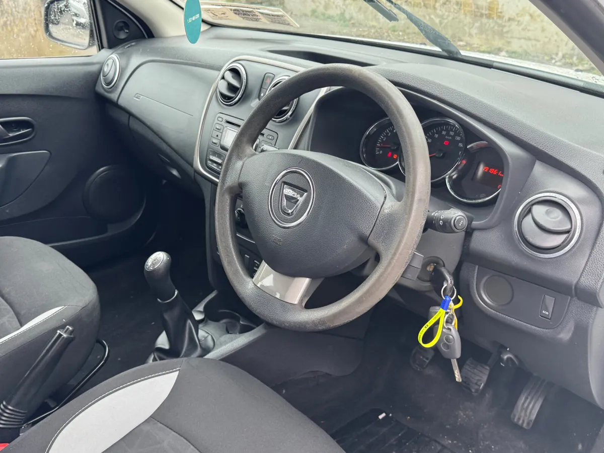Dacia Sandero Stepway Lovely high driving position - Image 4