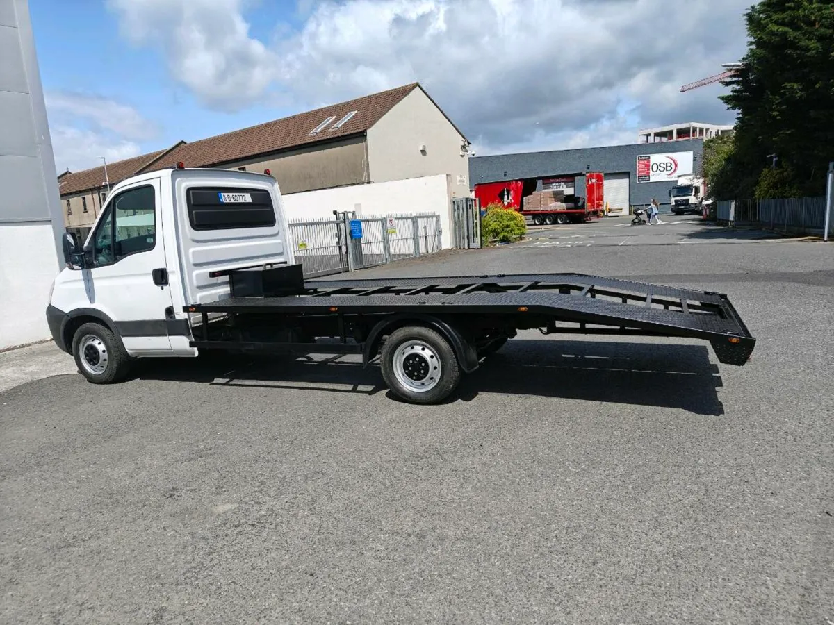 Recovery vehicle - Image 4