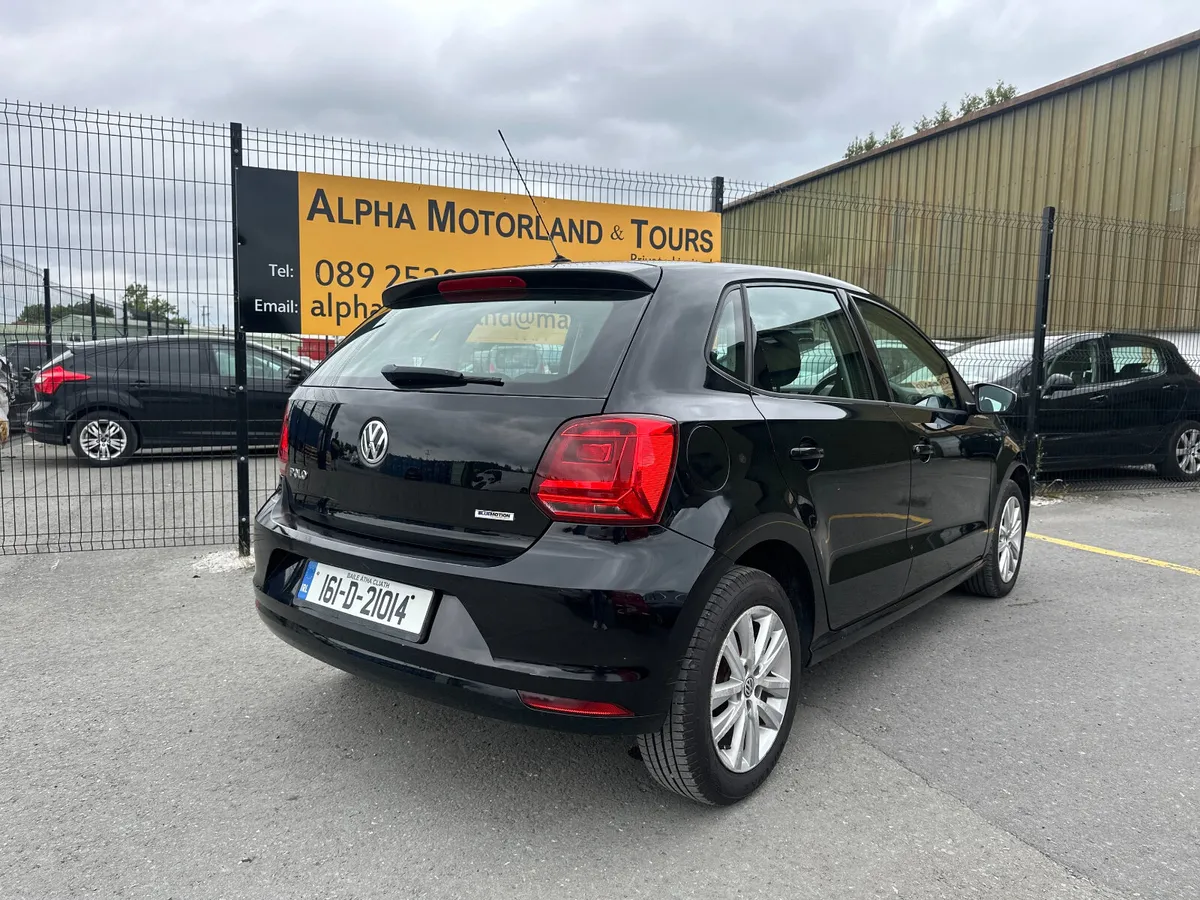 Volkswagen Polo 2016 1.0L  petrol Bluemotion - Image 4