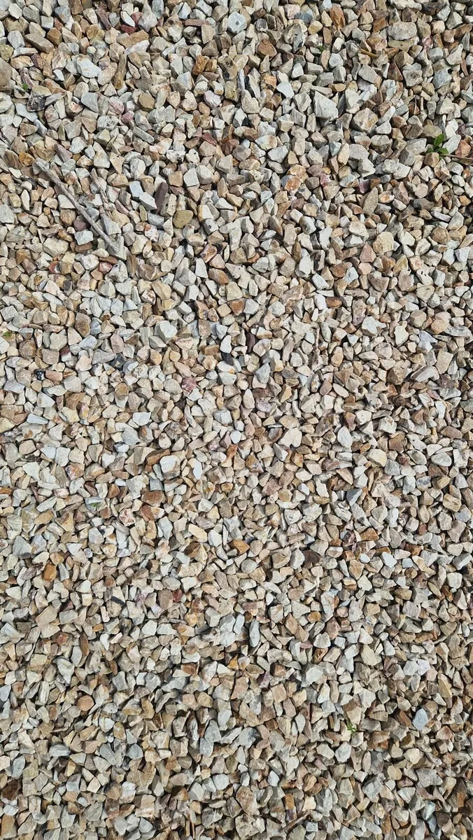 Free stone chips