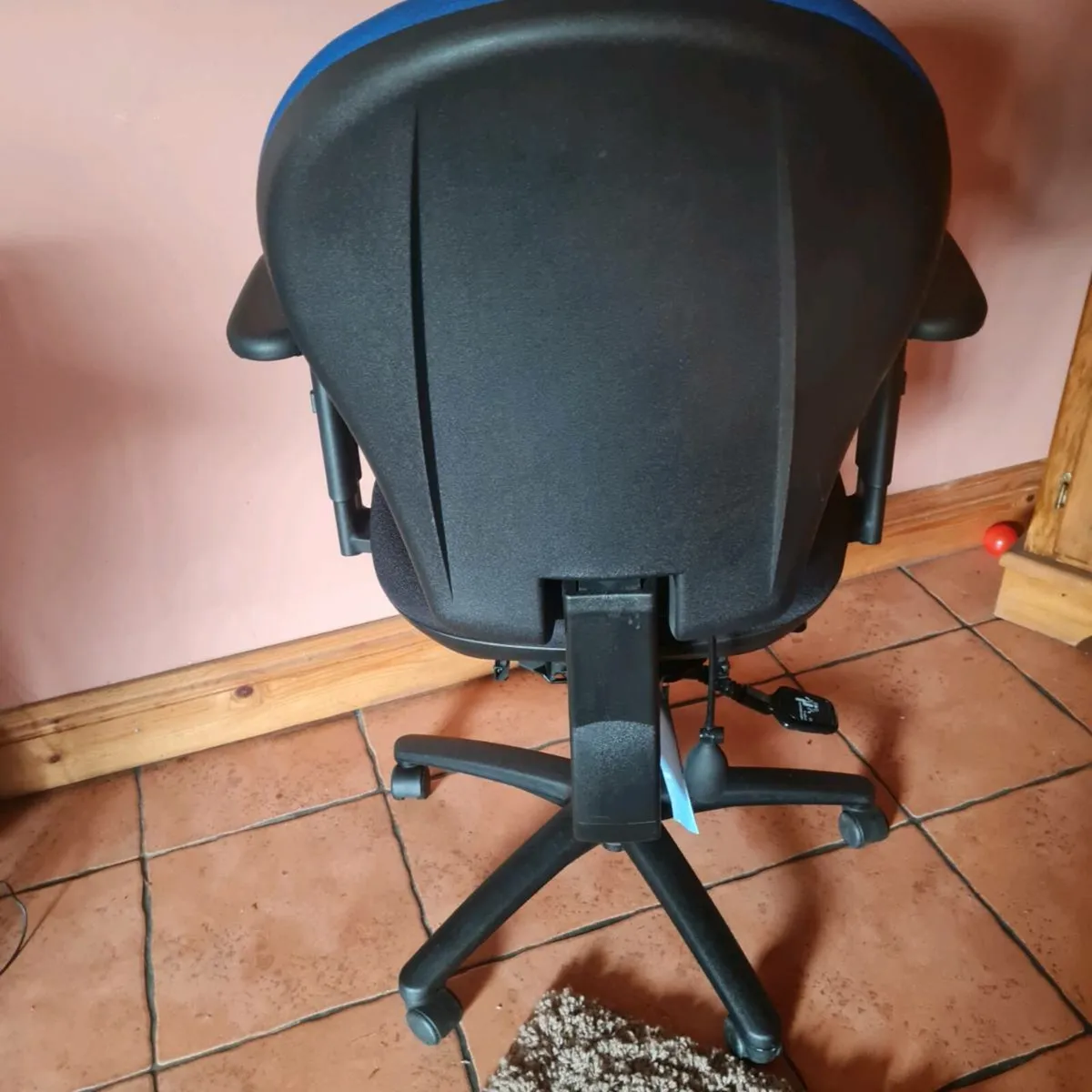 Torasen opus executive office chairs 10 available - Image 3