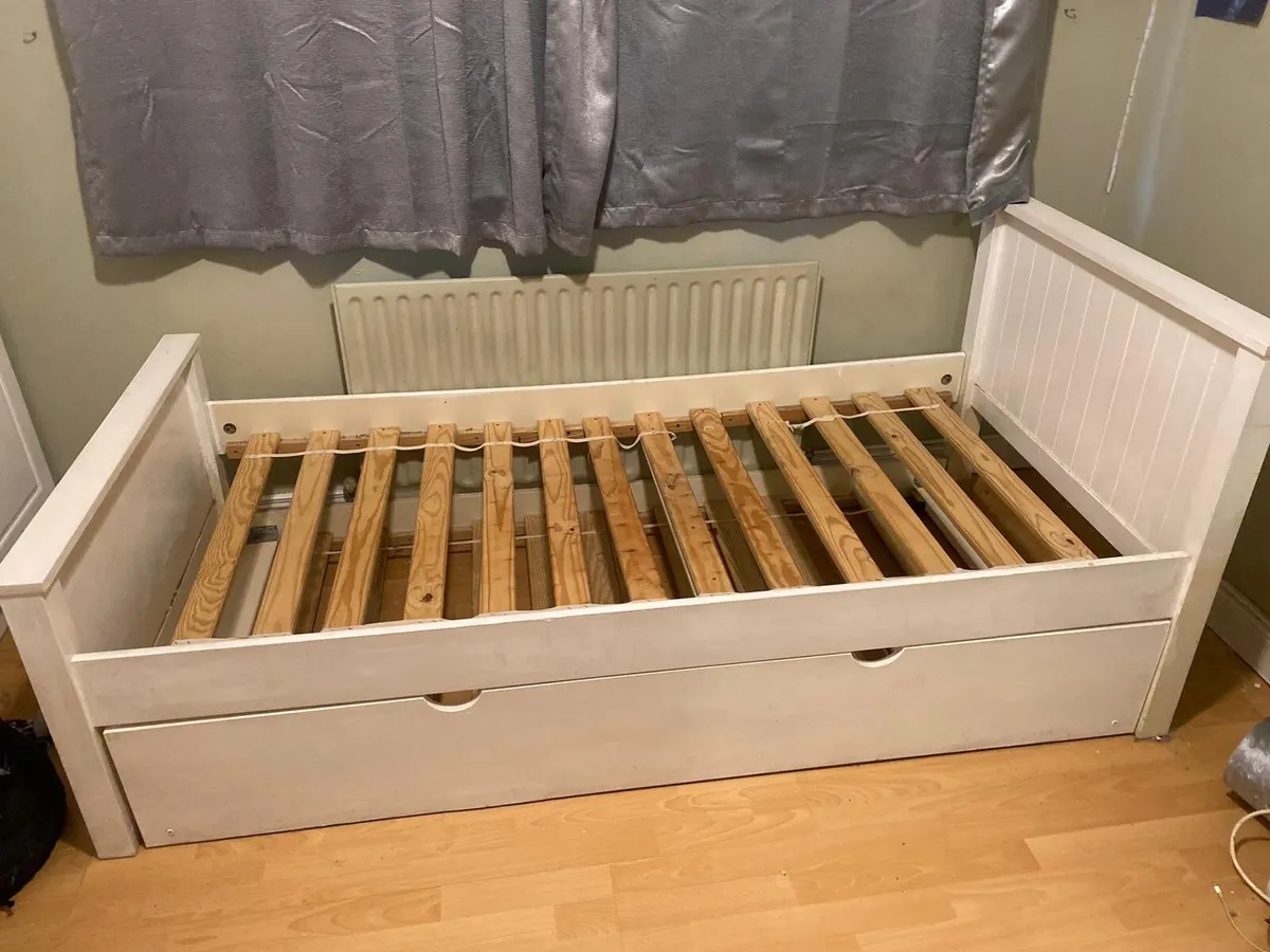 Single bed frame with slide out sleepover bed - Image 4